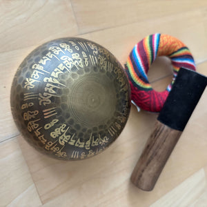 Limited Edition - Decorated Hammered Tibetan Singing Bowl + FREE Mallet and O-ring