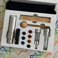 Load image into Gallery viewer, Quartz Crystal Light &amp; Color Therapy Kit in Case + Bonus Course