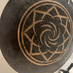 LCE Midnight Wind Gong with C Stand - 20, 22, 24 inch