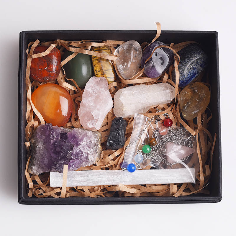 Wholesale - Crystal and Chakra Healer - 14 piece Crystal Boxed Set (10 pack)