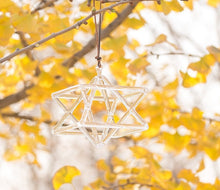 Load image into Gallery viewer, 7-10 Inch Purple Merkaba Crystal Singing Pyramid + FREE Case and Mallet