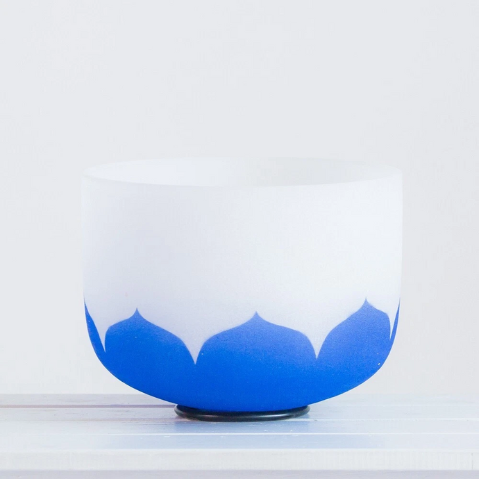 7 inch G note - Throat Chakra Lotus design singing bowl