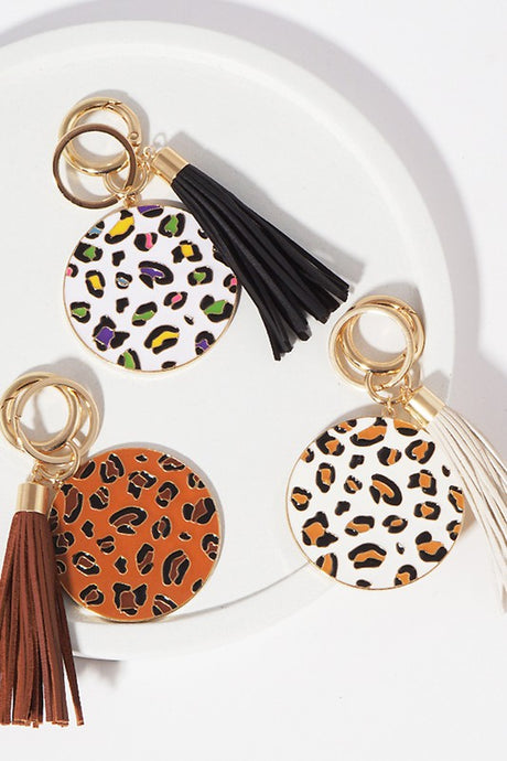 Leopard Round Shaped Enamel Keychain w Tassel