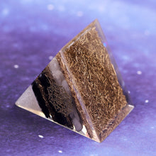 Load image into Gallery viewer, Orgonite Pyramid, Obsidian Copper Shavings with White Crystal