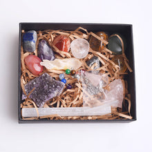 Load image into Gallery viewer, Crystal and Chakra Healer - 14 piece Crystal Boxed Set