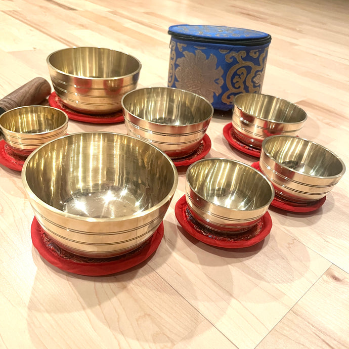 Set of 7 Hammered Himalayan Shiny Tibetan Singing Bowls + FREE Case and Mallet