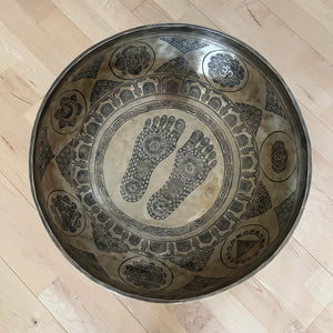 18 inch Standing Foot Tibetan Singing Bowl with FREE Bag, Cushion and Mallet